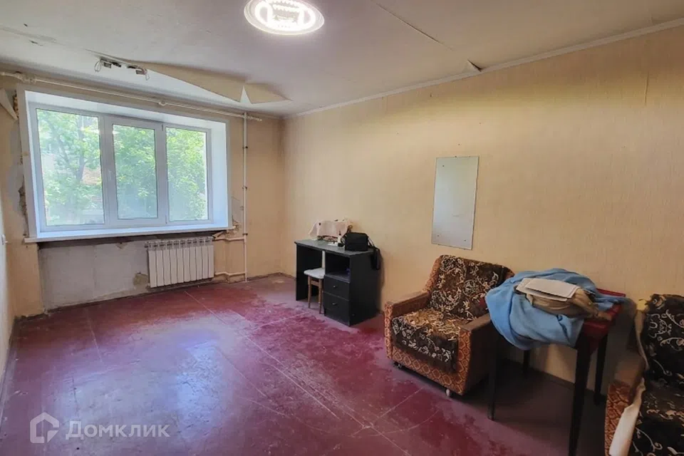 Продаётся 3-комнатная квартира, 54.5 м²