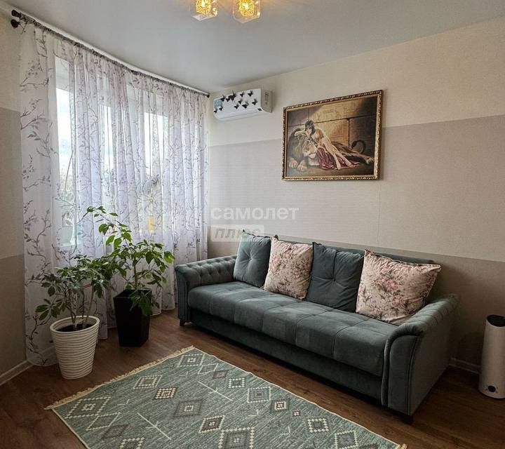 Продаётся 1-комнатная квартира, 46.2 м²