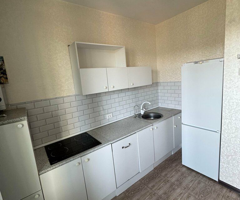 Сдаётся 1-комнатная квартира, 38 м²