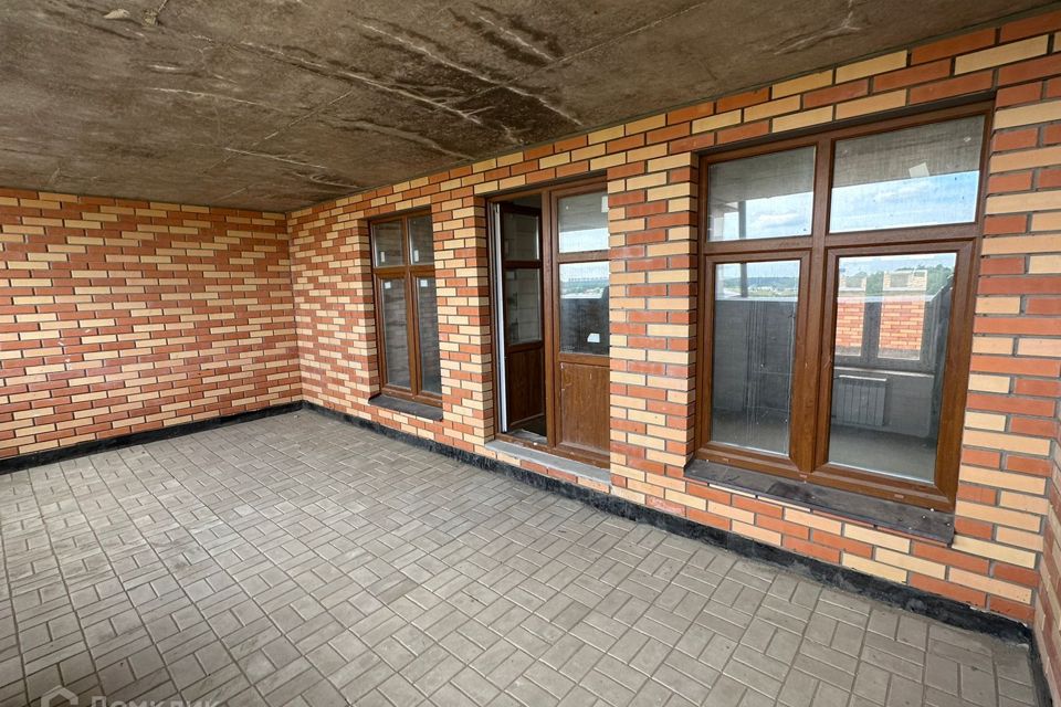 Продаётся 3-комнатная квартира, 102.1 м²