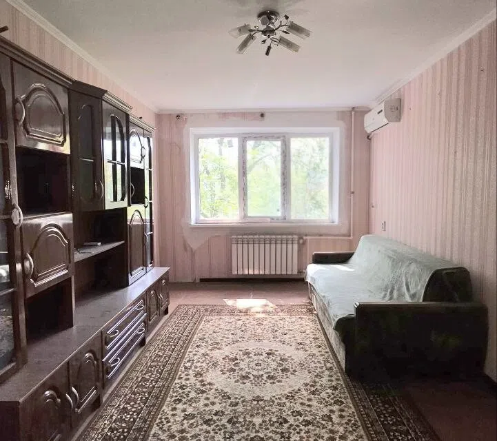 Продаётся 3-комнатная квартира, 62.3 м²