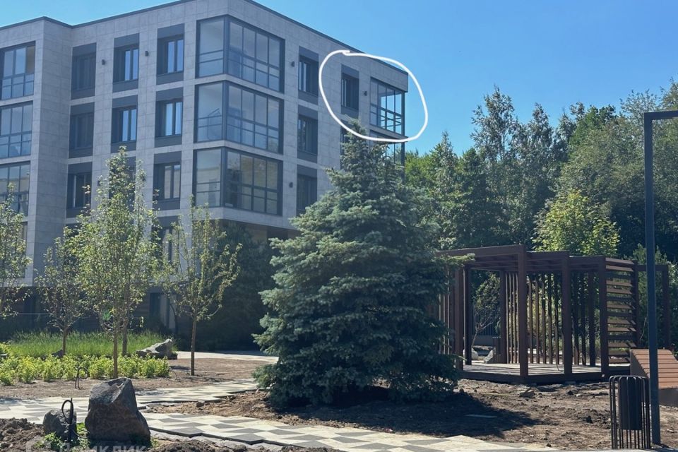 Продаётся 3-комнатная квартира, 104 м²