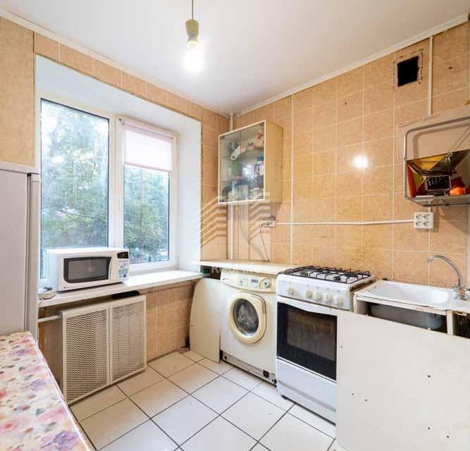 Продаётся 3-комнатная квартира, 57.8 м²