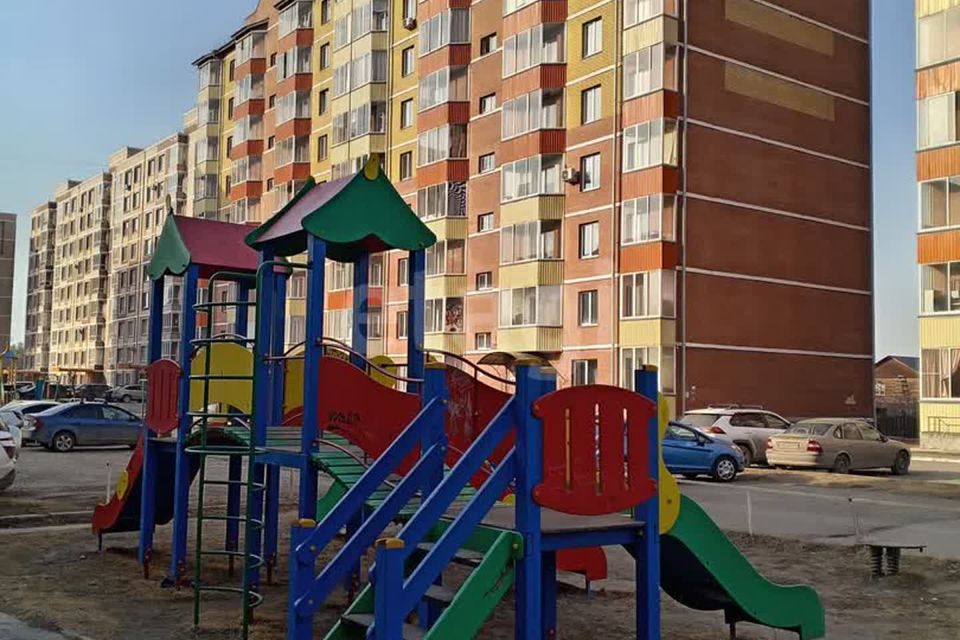 Продаётся 2-комнатная квартира, 64.7 м²