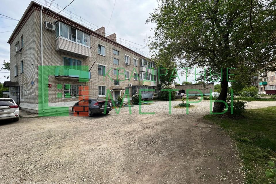 Продаётся 3-комнатная квартира, 49.8 м²