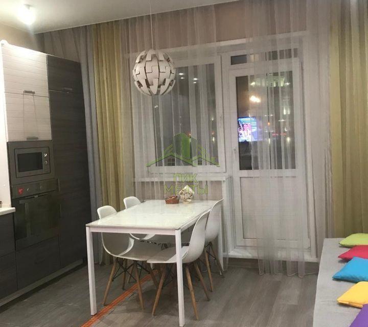 Продаётся 2-комнатная квартира, 60.2 м²