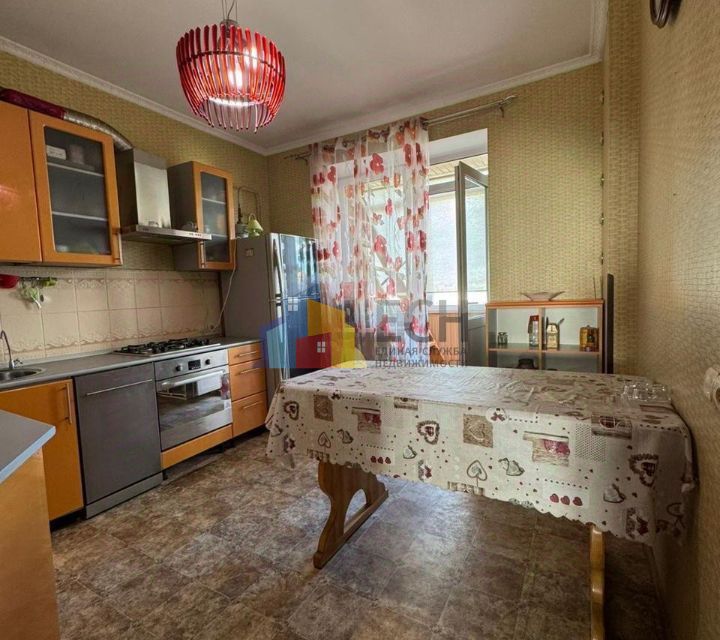 Продаётся 3-комнатная квартира, 92 м²