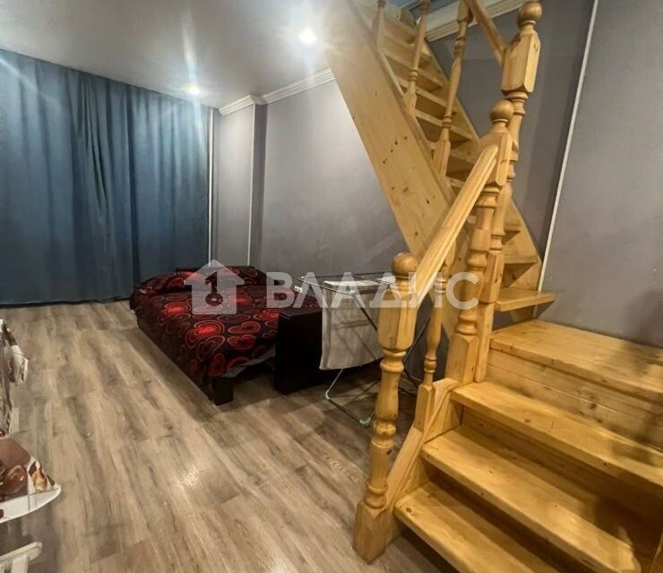 Продаётся 4-комнатная квартира, 100 м²