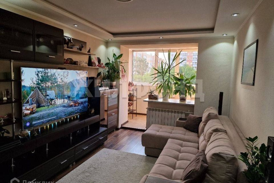 Продаётся 2-комнатная квартира, 61.4 м²