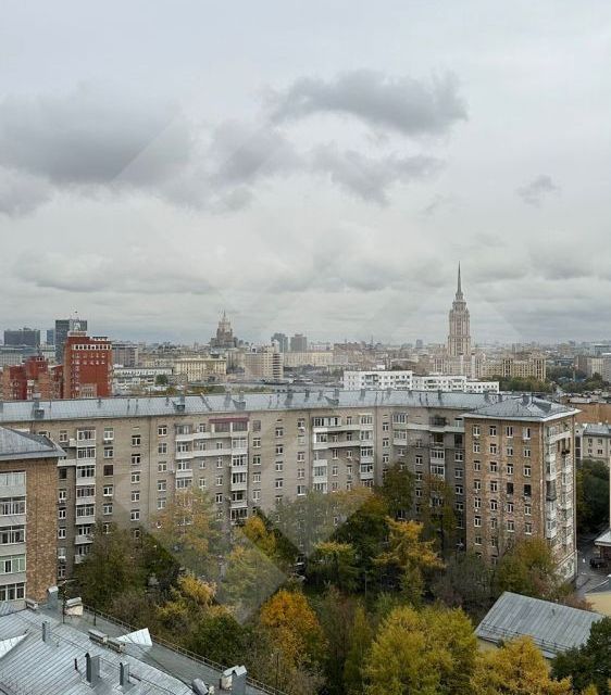 Сдаётся 2-комнатная квартира, 80 м²