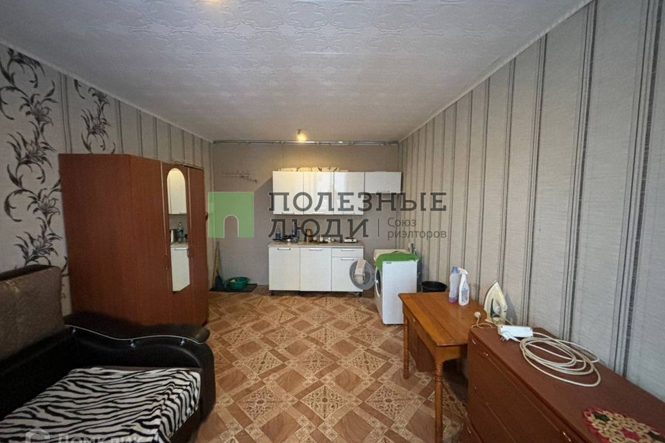 Продаётся комната в 4-комн. квартире, 17.7 м²