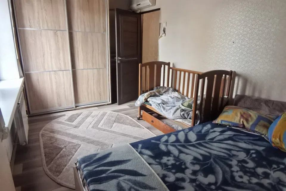 Продаётся 3-комнатная квартира, 51.7 м²