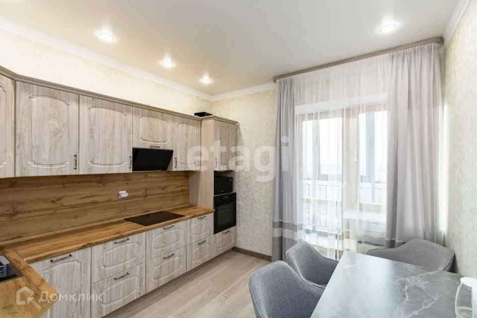 Сдаётся 2-комнатная квартира, 66 м²