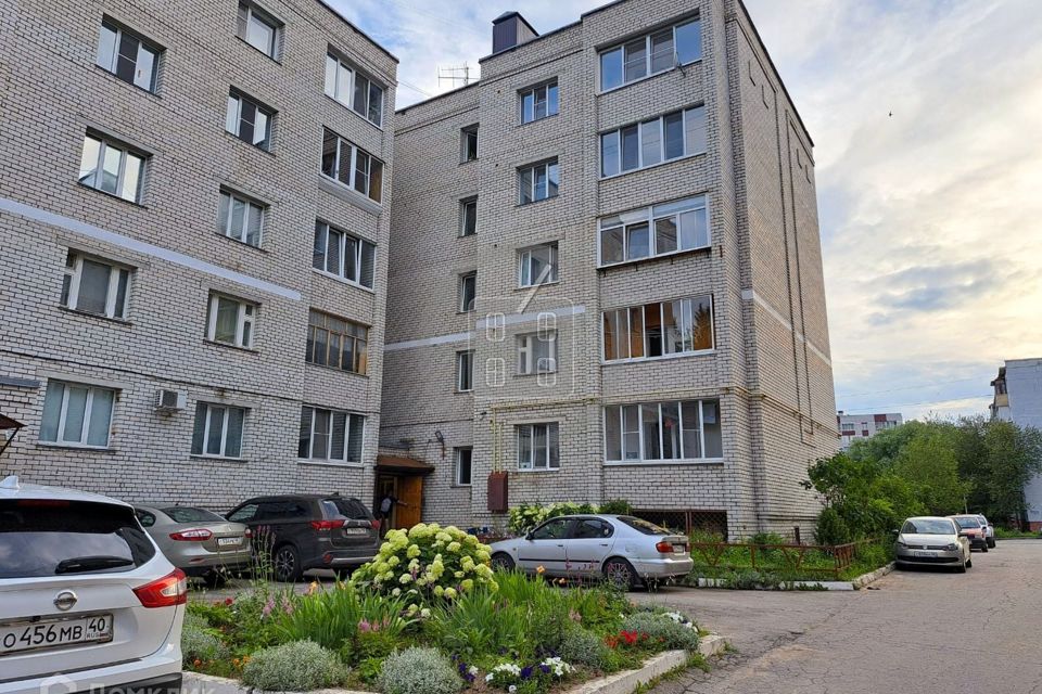 Продаётся 2-комнатная квартира, 56.8 м²