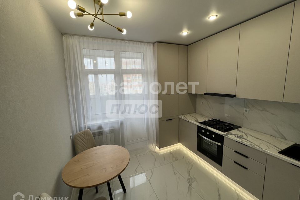 Продаётся 1-комнатная квартира, 38 м²