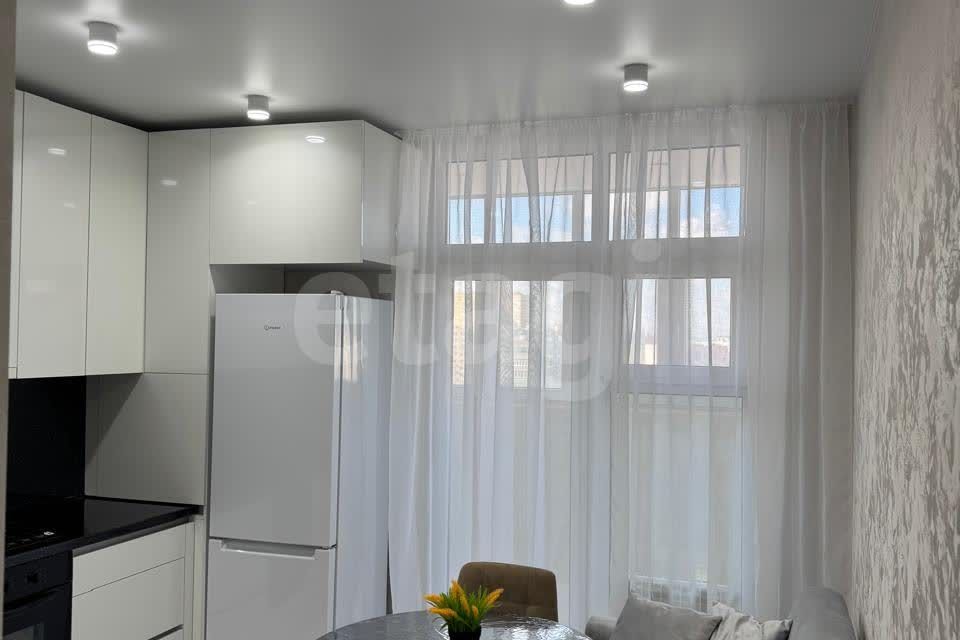 Продаётся 1-комнатная квартира, 38 м²