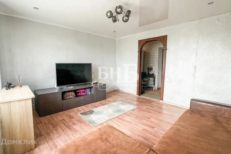 Продаётся 4-комнатная квартира, 73.2 м²