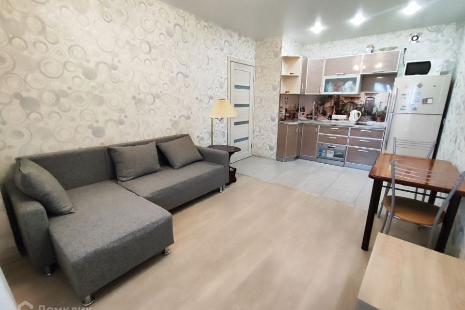 Продаётся 2-комнатная квартира, 37.8 м²