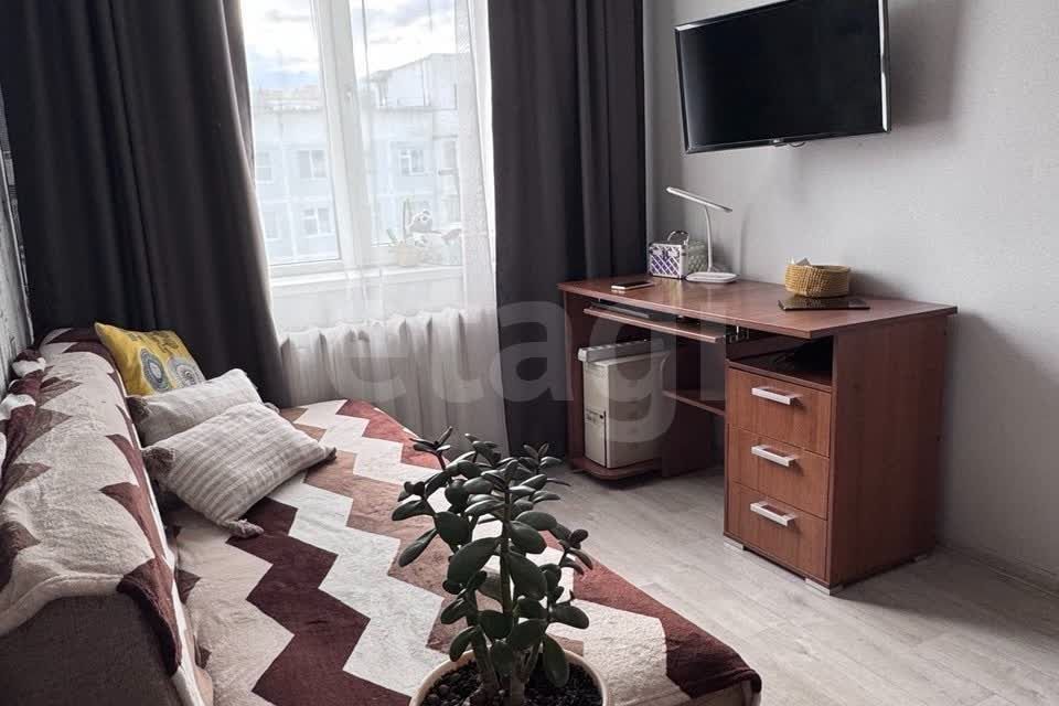 Продаётся 3-комнатная квартира, 62.8 м²