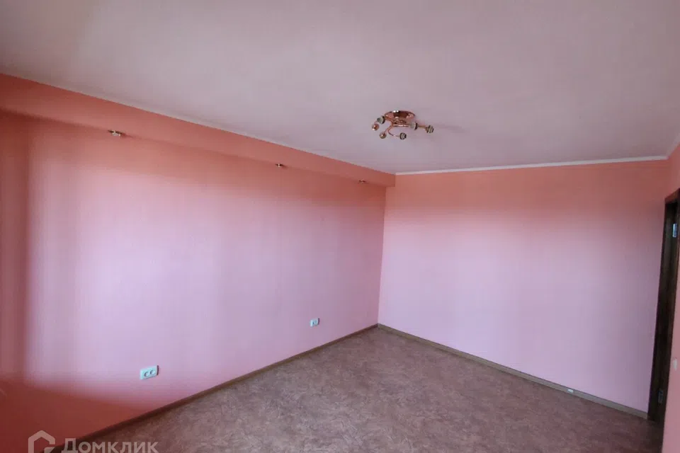 Продаётся 4-комнатная квартира, 94 м²