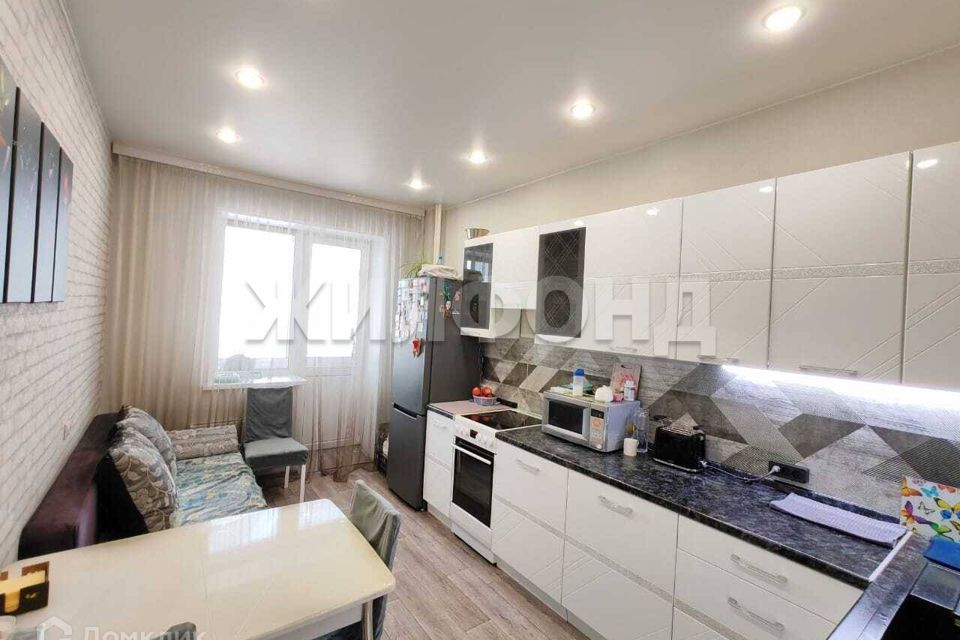 Продаётся 2-комнатная квартира, 68.3 м²
