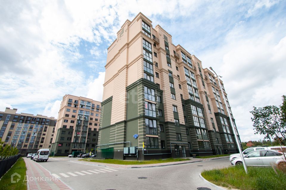 Продаётся 2-комнатная квартира, 65.4 м²