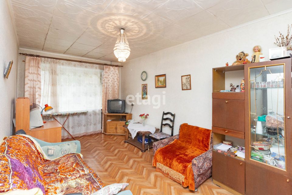 Продаётся 3-комнатная квартира, 56.9 м²