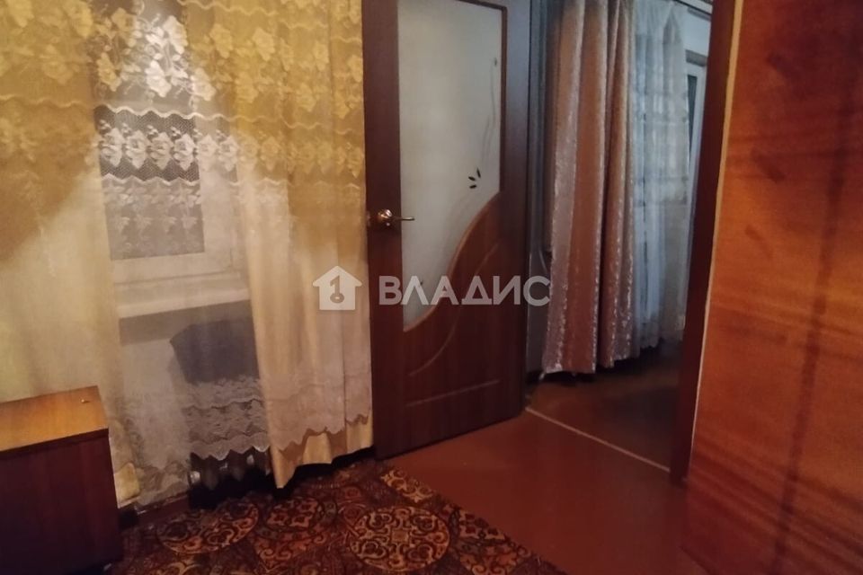 Продаётся 3-комнатная квартира, 49.5 м²