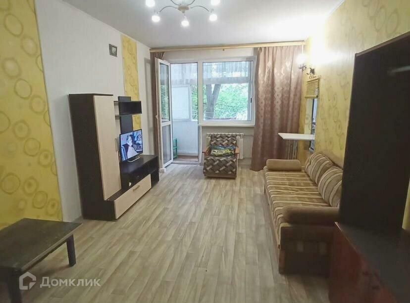 Сдаётся 2-комнатная квартира, 43 м²