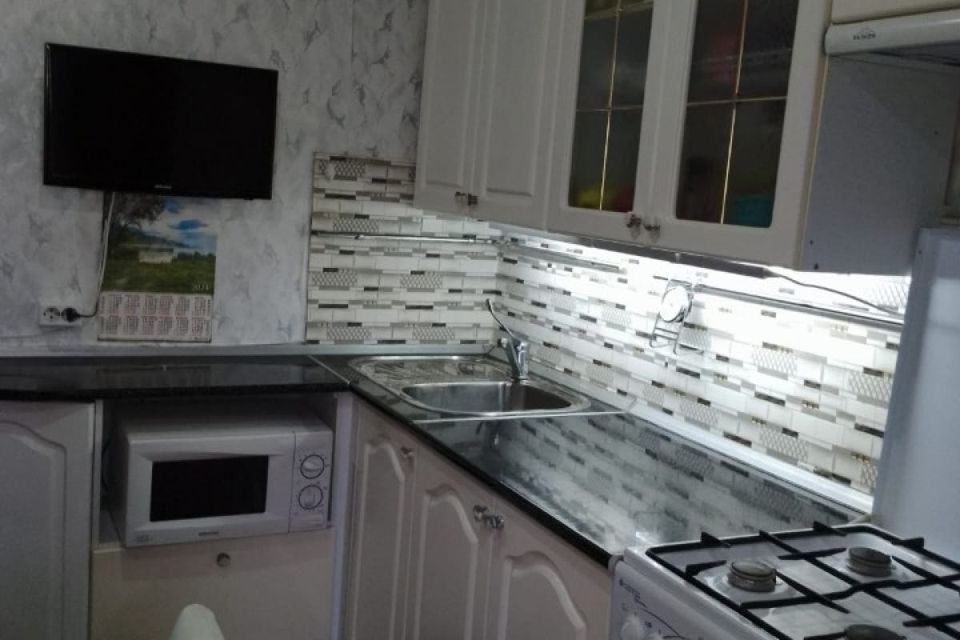 Продаётся 3-комнатная квартира, 57.6 м²