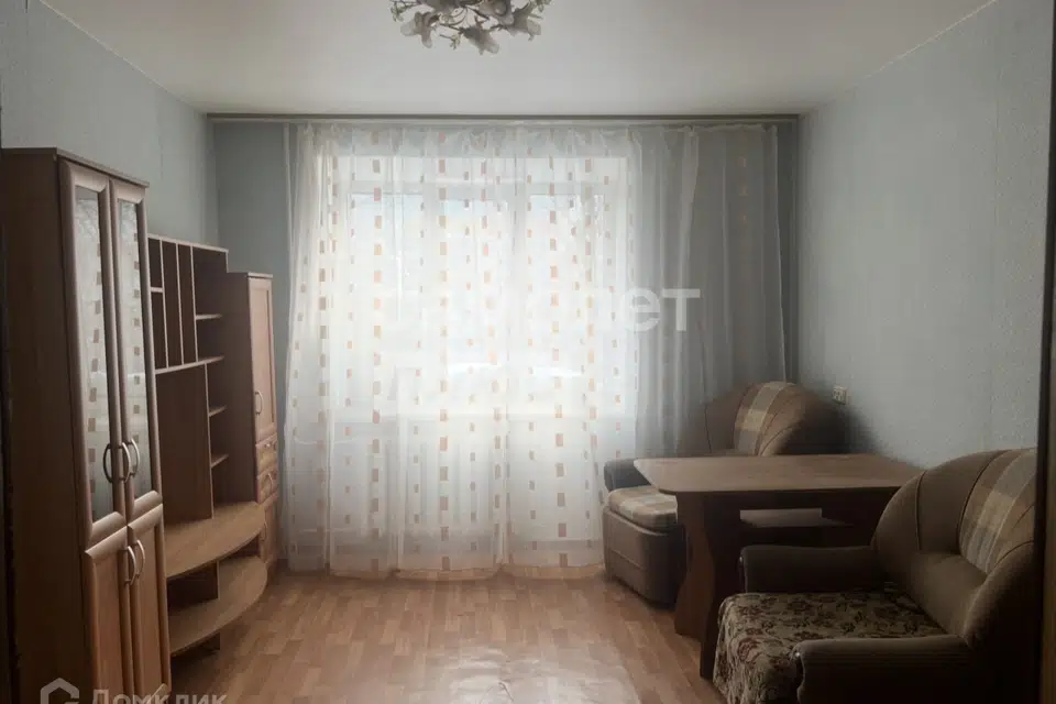 Продаётся комната в 8-комн. квартире, 13.1 м²