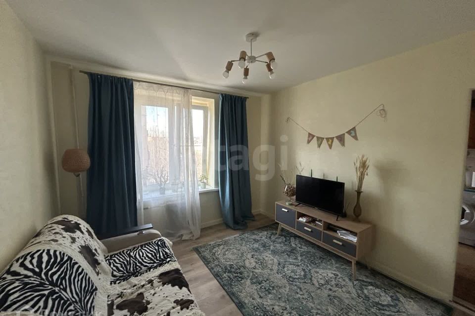 Продаётся 3-комнатная квартира, 60.5 м²