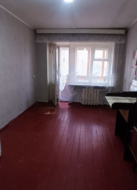 Продаётся 2 комнаты в 3-комн. квартире, 13 м²