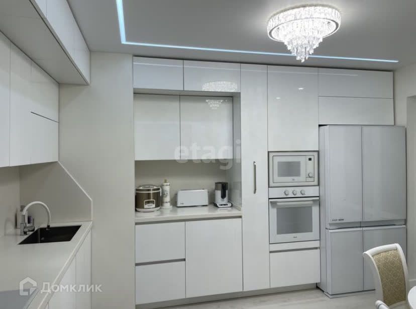 Продаётся 4-комнатная квартира, 78.5 м²