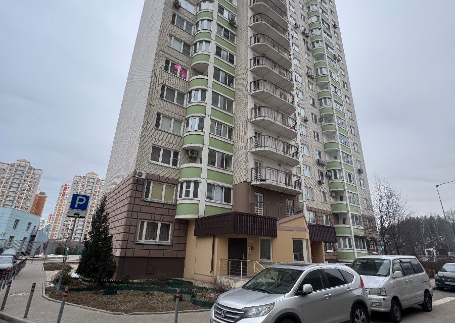 Продаётся 1-комнатная квартира, 41 м²