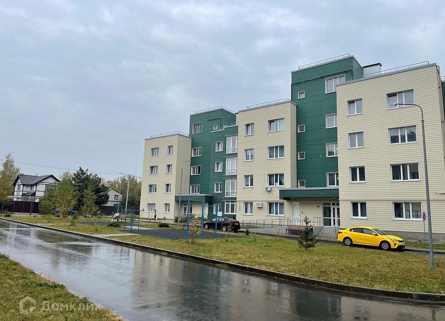 Продаётся 1-комнатная квартира, 47.2 м²