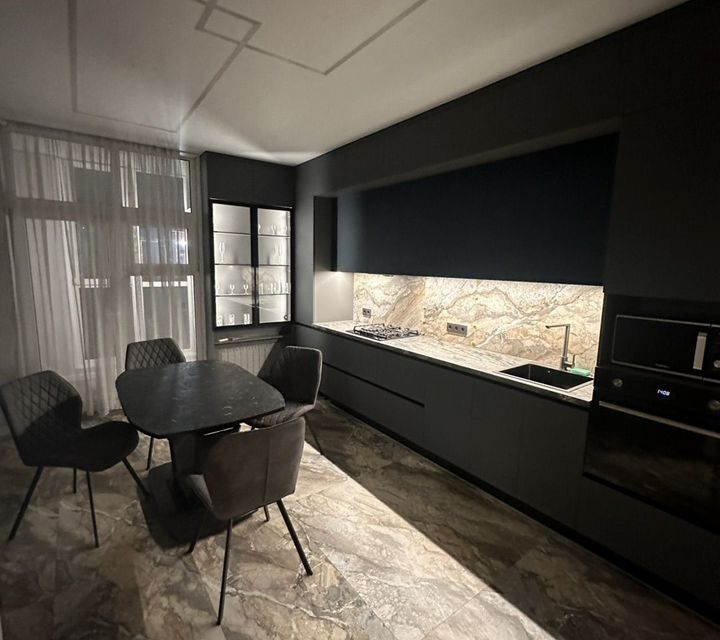 Продаётся 1-комнатная квартира, 47.2 м²