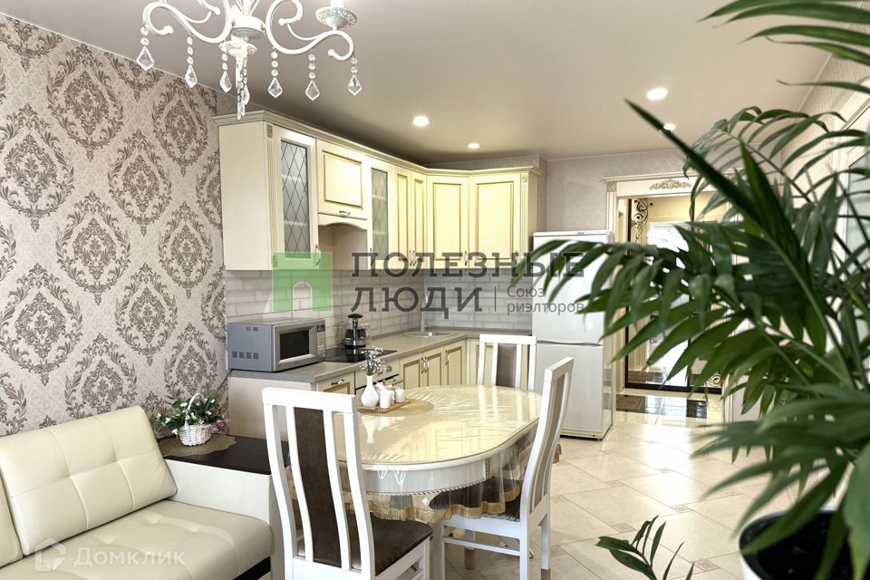 Продаётся 3-комнатная квартира, 71 м²