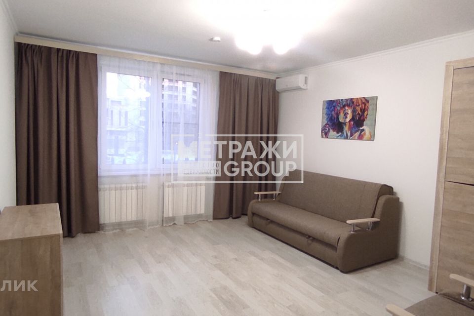 Продаётся 1-комнатная квартира, 43 м²