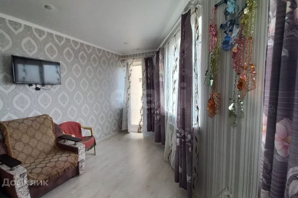 Продаётся 1-комнатная квартира, 37.8 м²