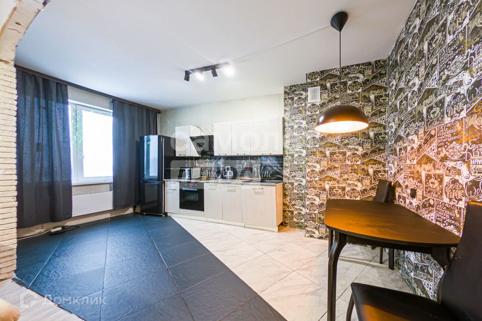 Продаётся 2-комнатная квартира, 60.3 м²