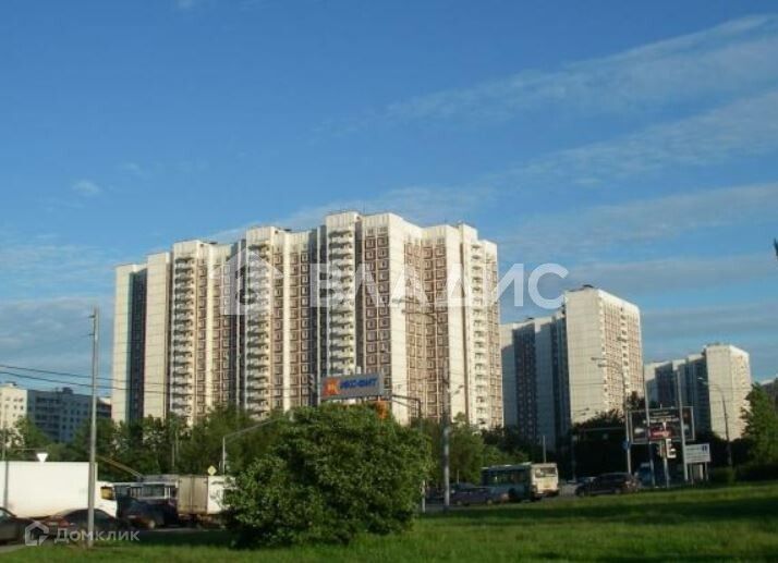 Продаётся 4-комнатная квартира, 96.4 м²