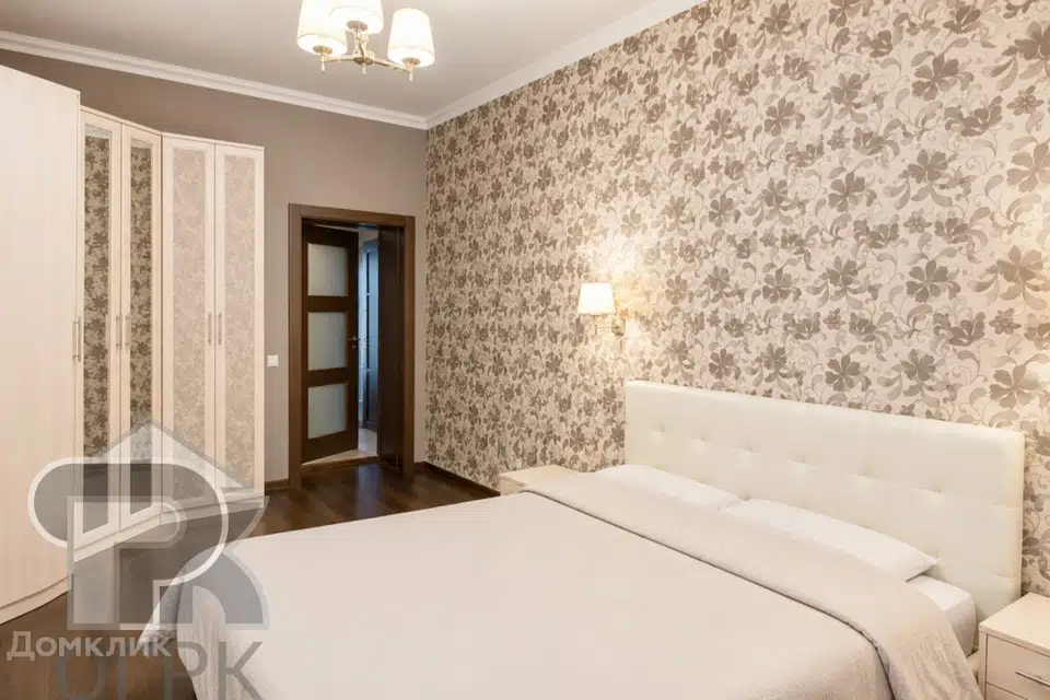 Продаётся 2-комнатная квартира, 61.8 м²