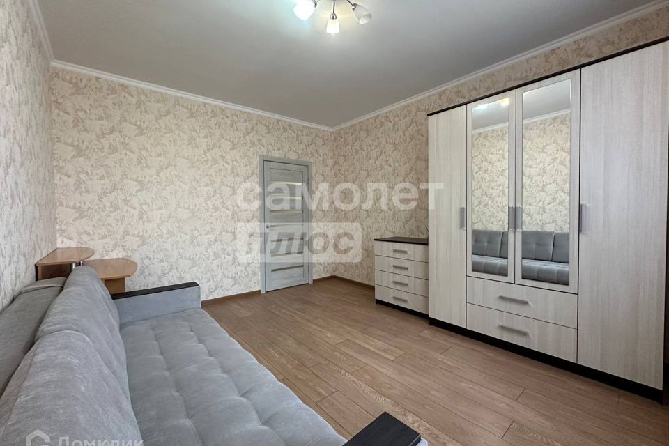 Продаётся 1-комнатная квартира, 35.4 м²