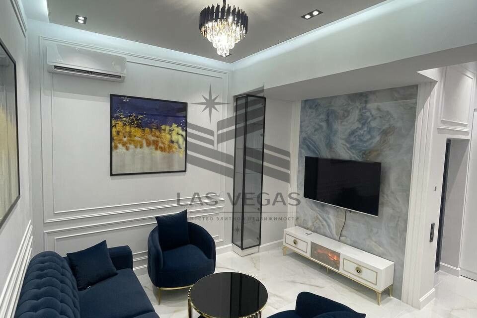 Сдаётся 2-комнатная квартира, 80 м²
