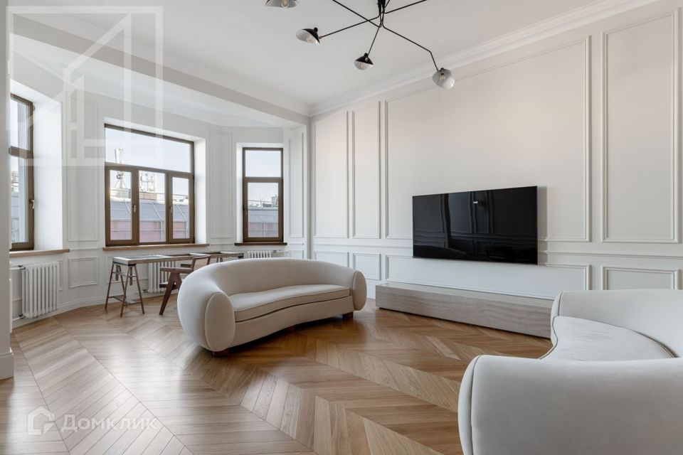 Сдаётся 3-комнатная квартира, 146 м²