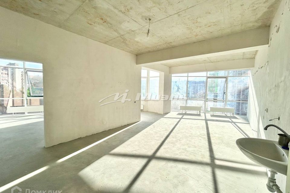 Продаётся 3-комнатная квартира, 95.1 м²