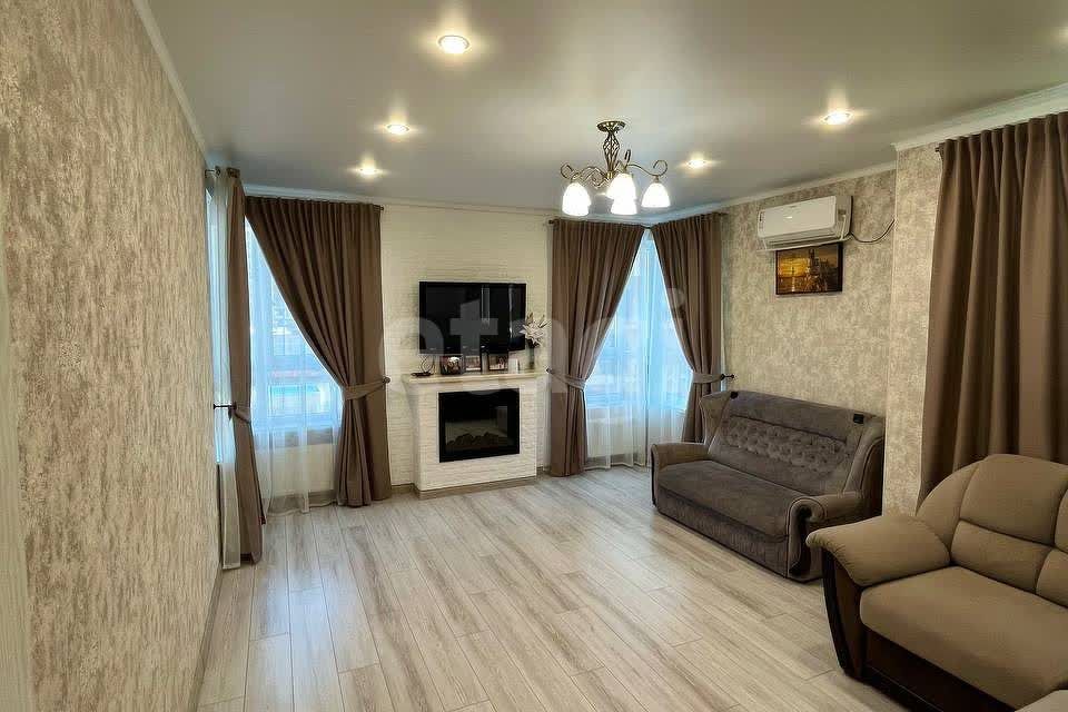 Продаётся 2-комнатная квартира, 64.3 м²