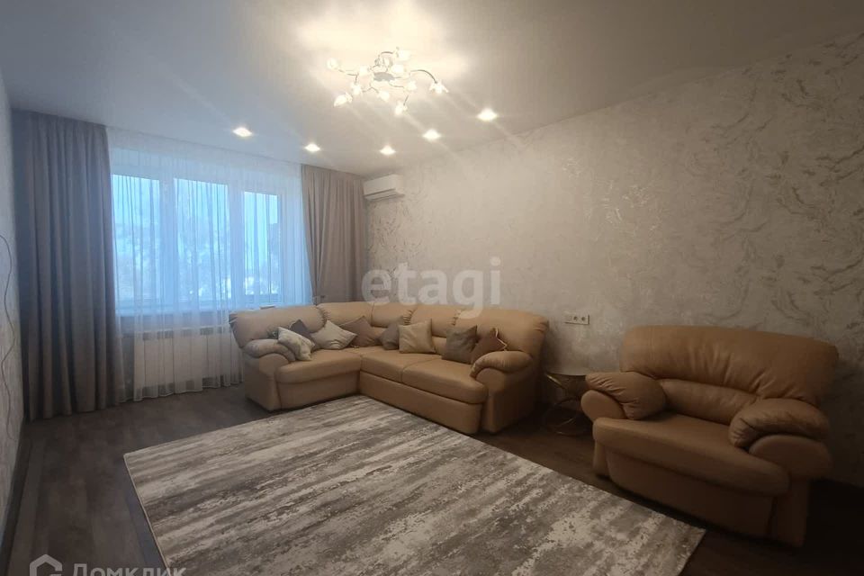 Продаётся 2-комнатная квартира, 73.3 м²