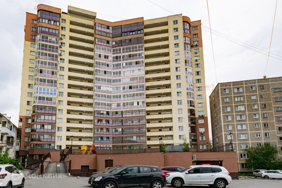 Сдаётся 1-комнатная квартира, 42 м²